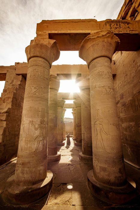 Templo de Karnak com colunas